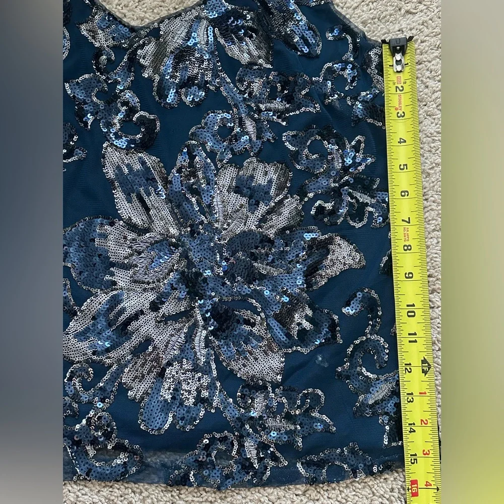 White House Black Market Blue Sequin Floral Cami Tank Size XL Tank Top - Picture 3 of 6